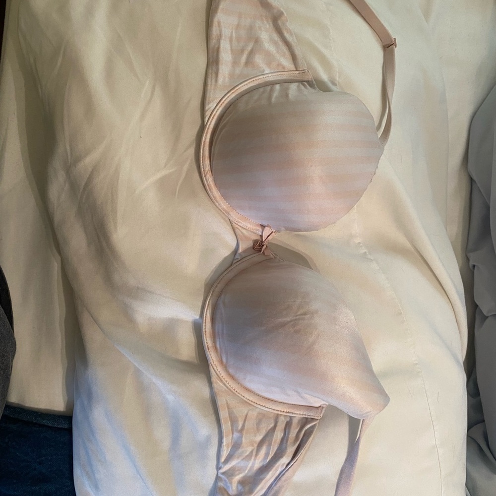 Victoria's Secret Light Pink Striped Push-Up Bra